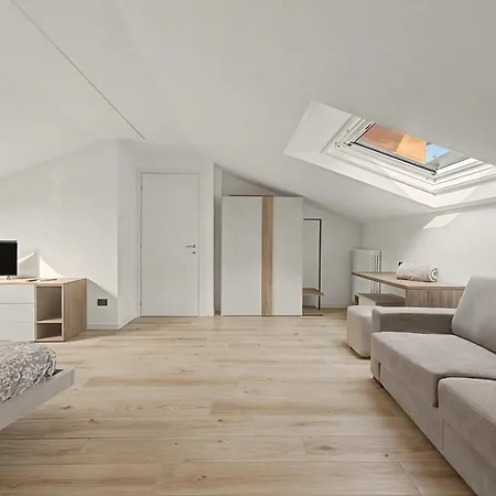 Eddy Apartment